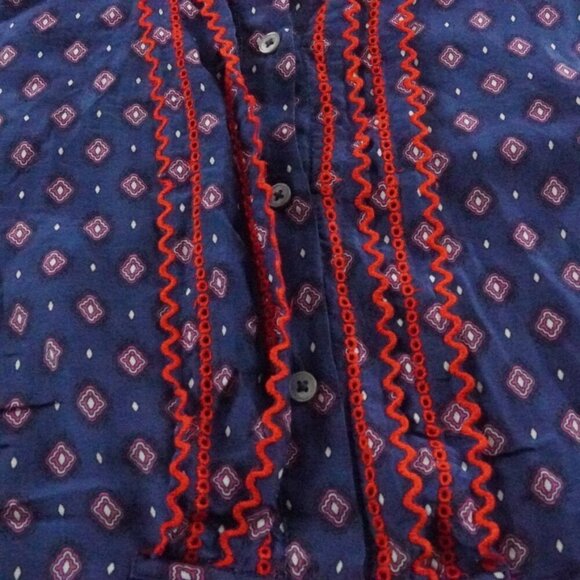 J Crew Silk Blend Embroidered Printed Button Bell Sleeve Top Womens 6 - Picture 3 of 11